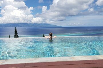 Panoramic View From The Pool At Moore Suite Love